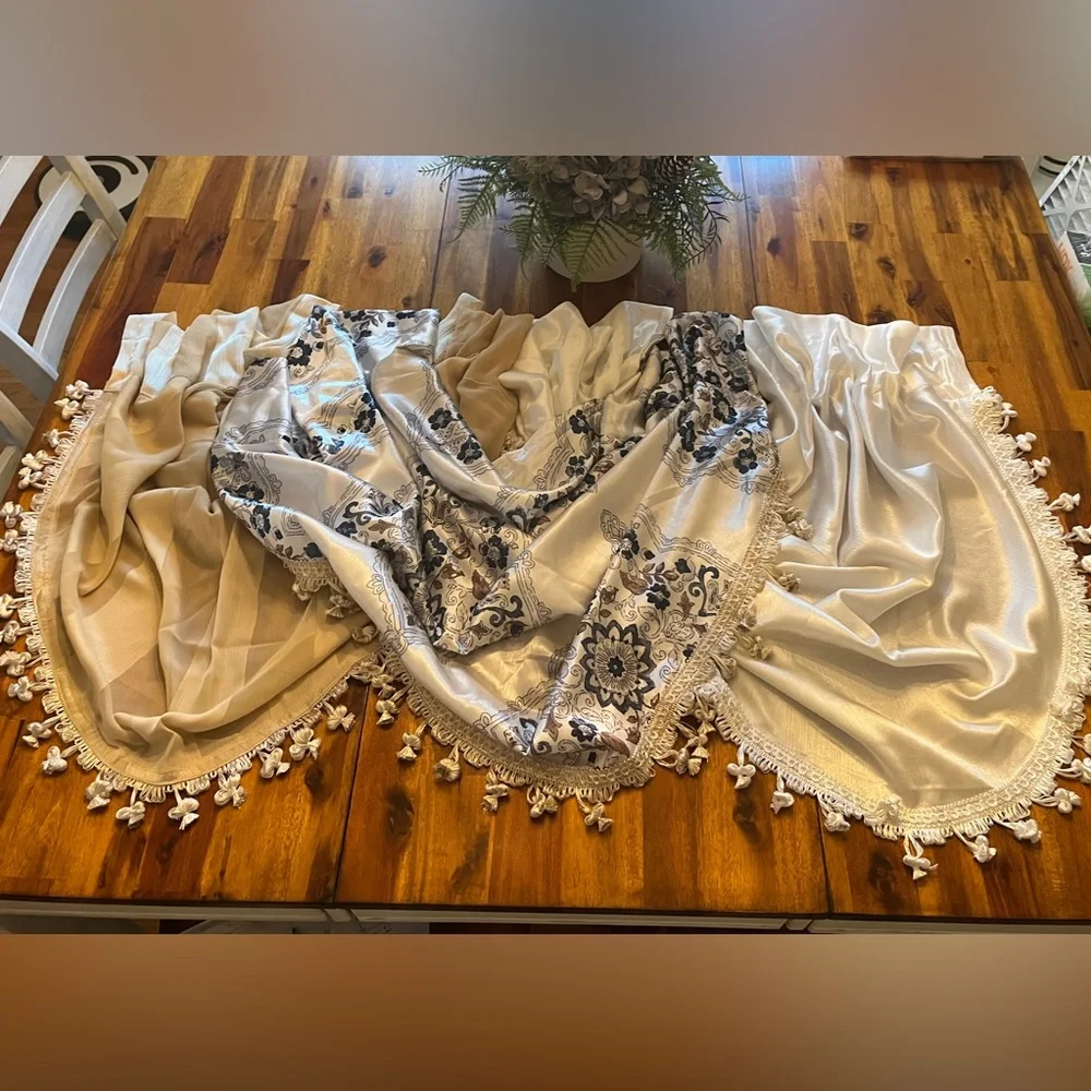 Elegant Gold Waterfall Valance (window curtains)